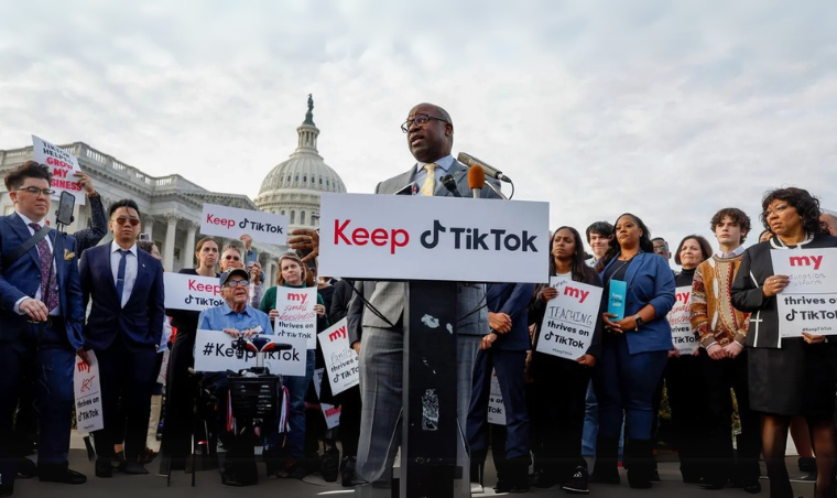 Supreme Court Faces Pivotal Decision: TikTok Ban Looms Over the US